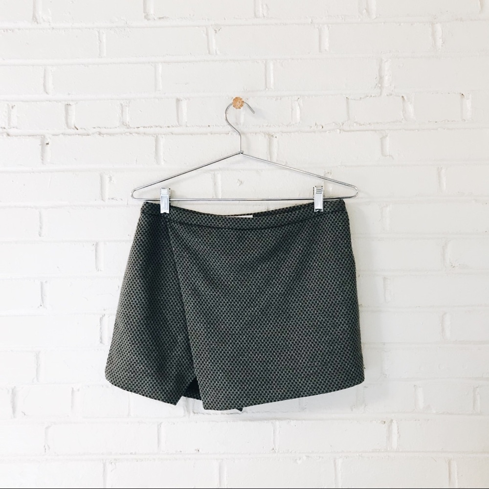 OLIVE & OAK - skort